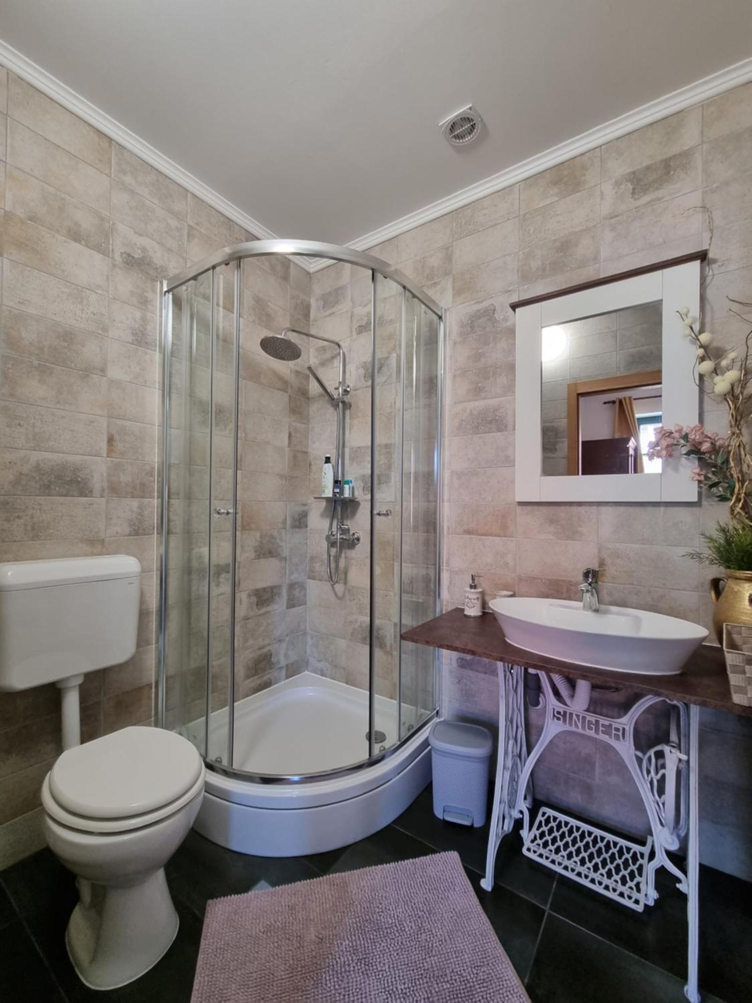Taverna 1860 Rooms & Apartments Donja Zelina Номер фото